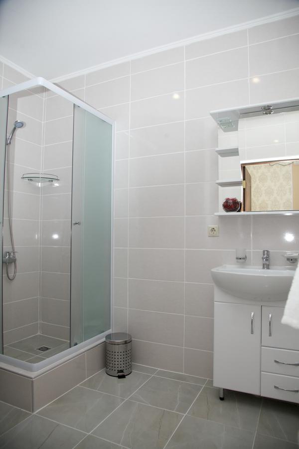Dioskuria Hotel Sukhumi Eksteriør bilde