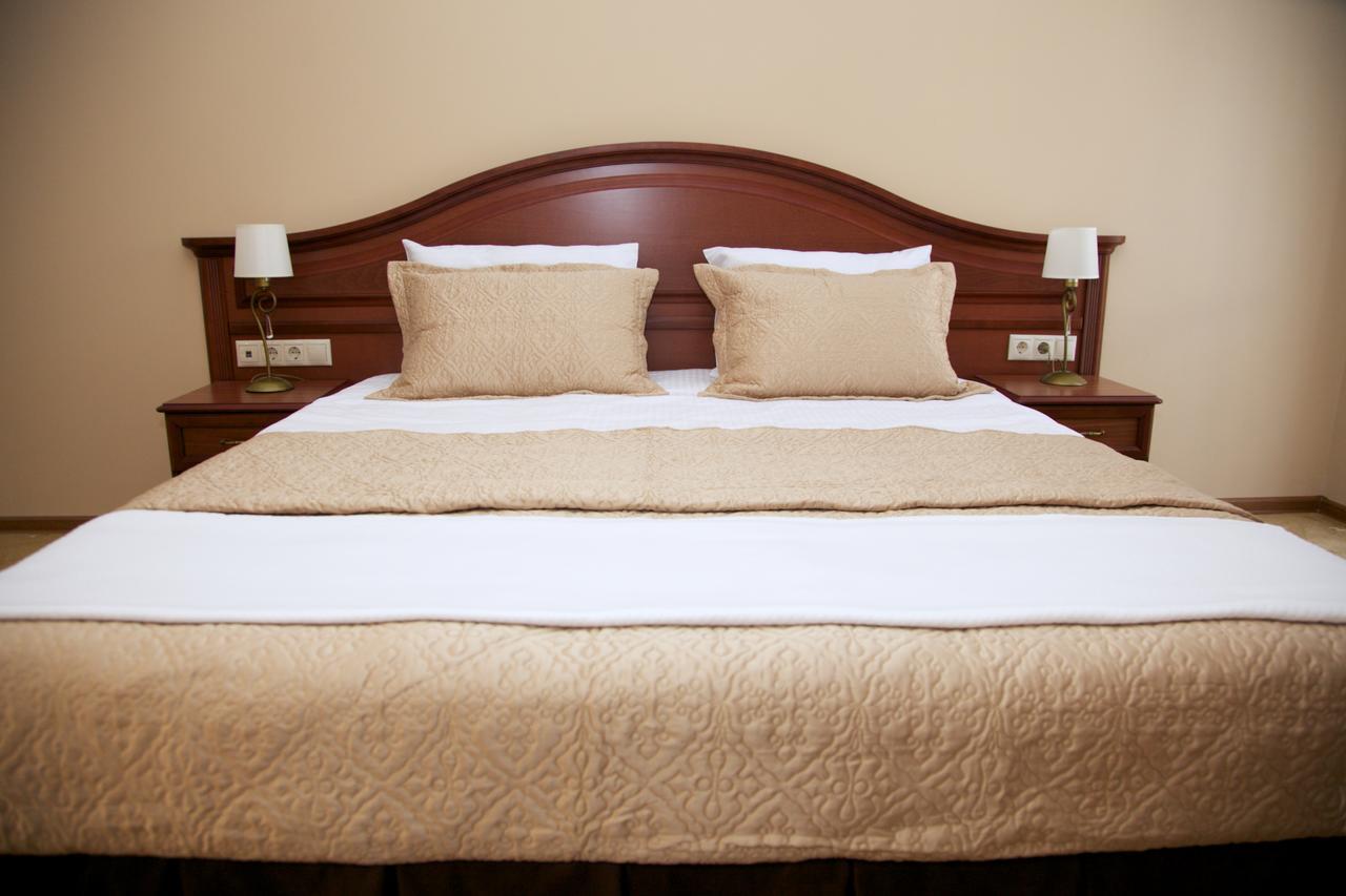Dioskuria Hotel Sukhumi Eksteriør bilde